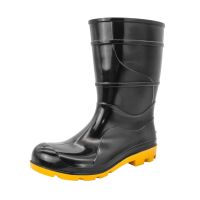 Bota de Borracha Cano Médio Preta com Solado Amarelo N°44 Cartom