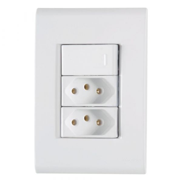 Conjunto 4x2 com 1 Interruptor Simples 10A 250V e 2 Tomadas 2P+T 10A 250V Liz Branco Tramontina