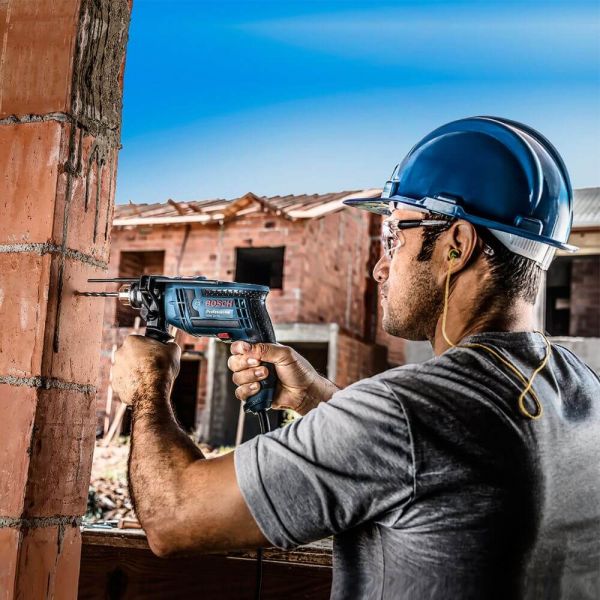 Furadeira de Impacto Bosch GSB 13 RE 650W 220V 5 brocas e maleta