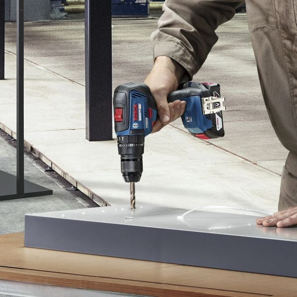Kit Bosch Parafusadeira GSB 18V-50 + Chave de Impacto GDX 18V-200