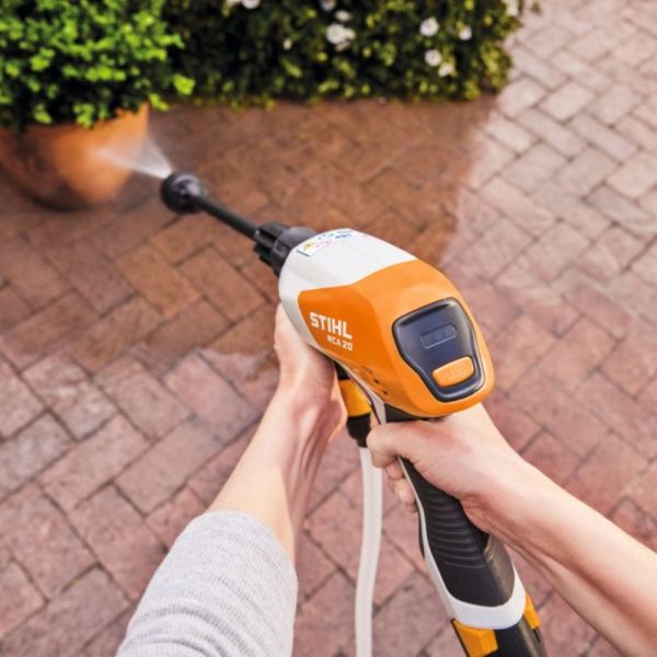 Kit Lavadora de Alta Pressão RCA 20 + Bateria e Carregador 220V Stihl