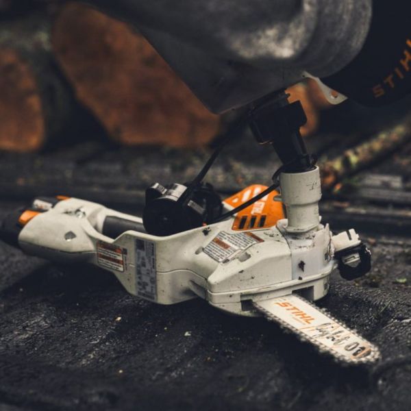 Kit Podador a Bateria GTA 40 com Bateria + Carregador 220V Stihl